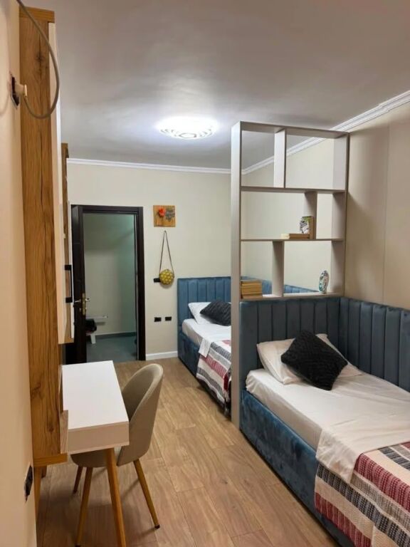 Apartament 2+1 me qera në Rruga e Elbasanit, Tiranë, 106 m². Foto 2 nga 3