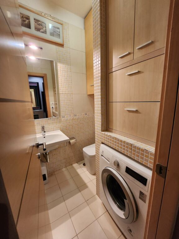 Apartament 2+1 me qera në Rruga e Elbasanit, Tiranë, 100 m². Foto 3 nga 3