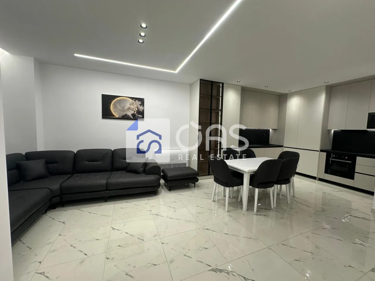 Appartamento 2+1 in affitto a Laprakë, Tirana, 100 m². Foto 1 di 7