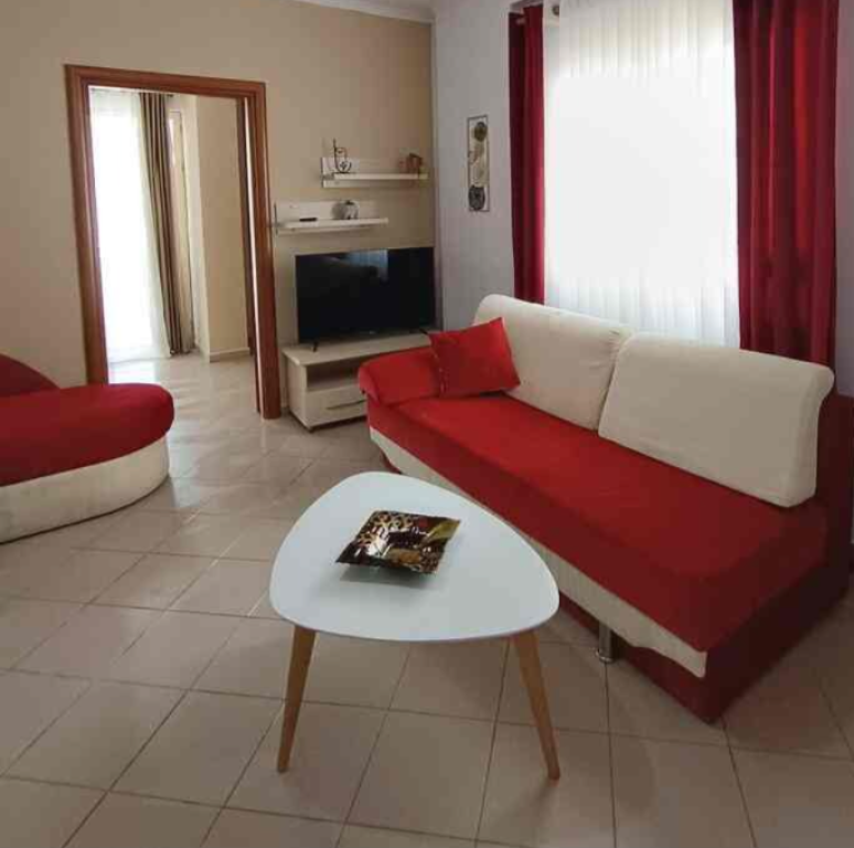 Appartamento 1+1 in affitto a Rruga e Kavajës, Tirana, 62 m². Foto 1 di 3