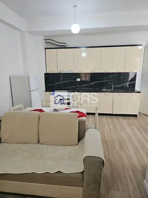Appartamento 2+1 in affitto ad Ali Demi, Tirana, 85 m². Foto 3 di 5