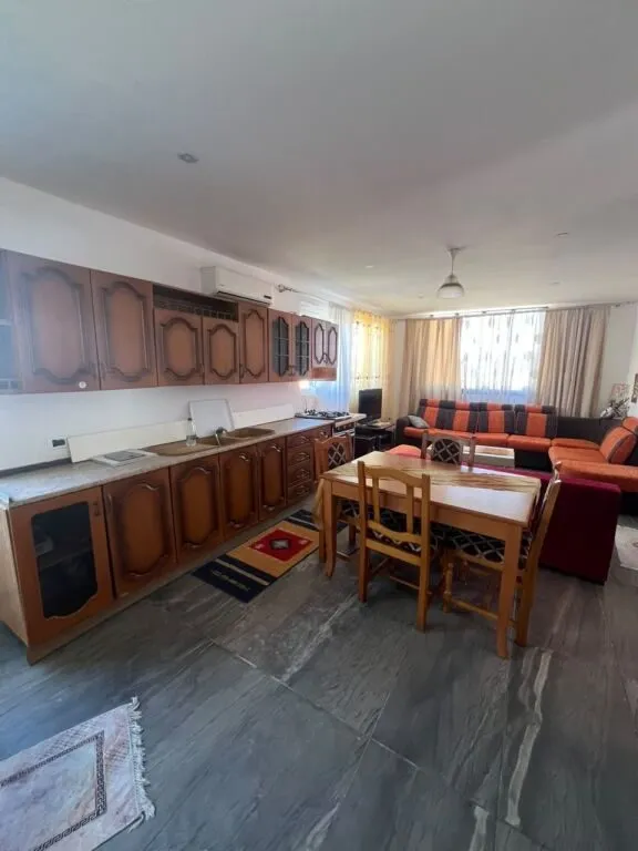 Casa indipendente 2+1 in affitto ad Ish Këneta, Durazzo, 79 m². Foto 1 di 6