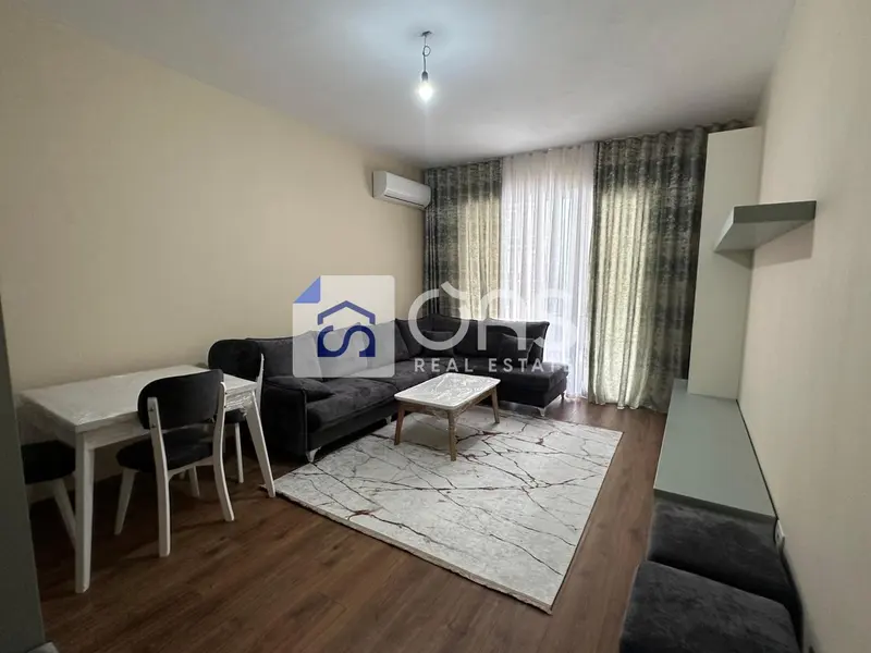 Appartamento 2+1 in affitto a Paskuqan, Kamza, 98 m²