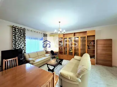 Appartamento 1+1 in affitto a Rruga Tish Daija, Tirana, 65 m². Foto 2 di 11