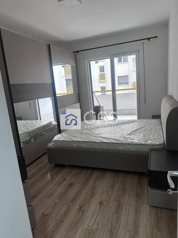 Appartamento 1+1 in affitto a Laprakë, Tirana, 70 m²