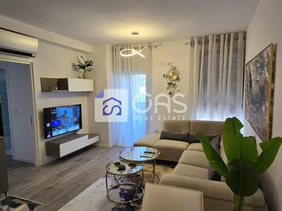 Appartamento 1+1 in affitto ad Ali Demi, Tirana, 70 m². Foto 2 di 6