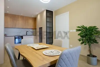 Appartamento 1+1 in affitto a Rruga Dalip Peza, Durazzo, 135 m². Foto 3 di 8