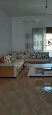 Apartment 2+1 for rent in Frigoriferi, Tirana, 90 m². Photo 2 of 6
