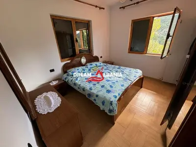Villa for rent in Ndroq, Tirana, 1,000 m². Photo 7 of 12