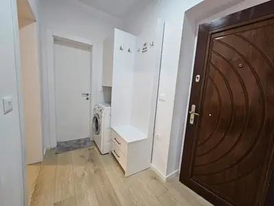 Vilë 1+1 me qera në Rruga e Kavajës, Tiranë, 50 m². Foto 4 nga 11