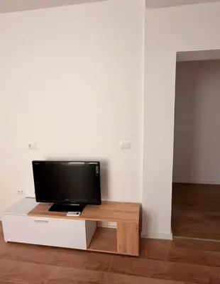 Apartament 1+1 me qera në Rruga e Kosovarëve, Tiranë, 62 m². Foto 6 nga 7