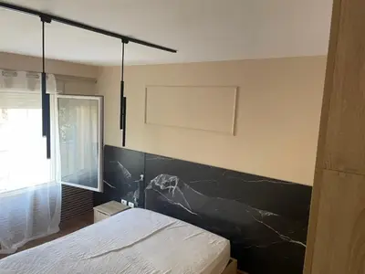 Apartament 1+1 me qera në Liqeni i Thatë, Tiranë, 65 m². Foto 2 nga 5