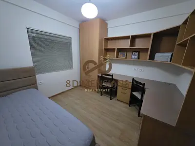 Appartamento 4+1 in affitto a Rruga Mine Peza, Tirana, 120 m². Foto 4 di 9