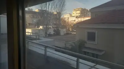 Ambient biznesi me qera në Bulevardi Deshmoret e Kombit, Tiranë, 28 m². Foto 6 nga 12