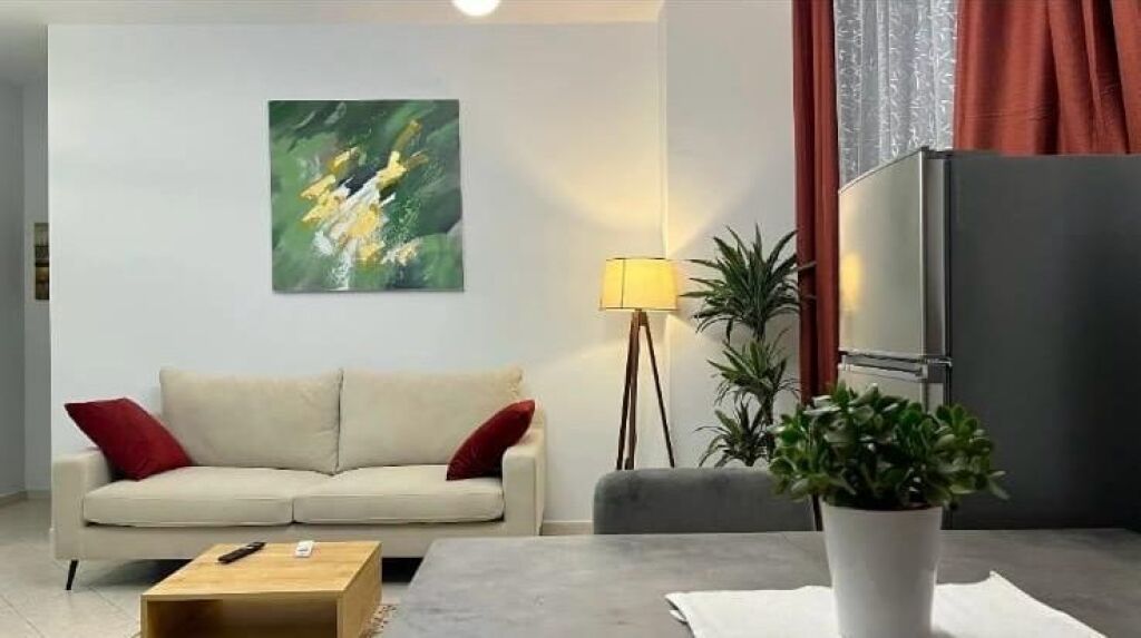 Appartamento 1+1 in affitto a 21 Dhjetori, Tirana, 70 m². Foto 2 di 3