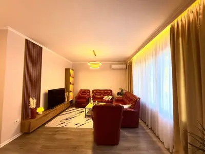 Apartment 2+1 for rent in Liqeni i Tiranës, Tirana, 105 m². Photo 2 of 11