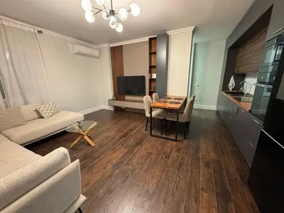 Apartament 1+1 me qera në Plazh, Durrës, 75 m². Foto 2 nga 7