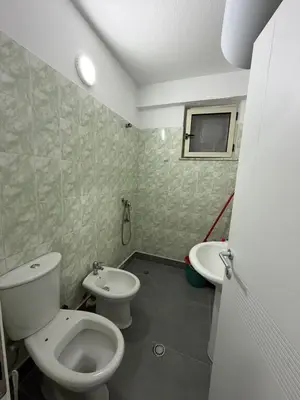 Apartament 1+1 me qera në Plazh Iliria, Durrës, 70 m². Foto 7 nga 8