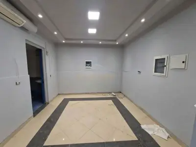Ambient biznesi me qera në Stacioni i Trenit, Tiranë, 50 m². Foto 1 nga 3