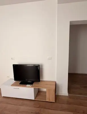 Appartamento 1+1 in affitto a Rruga Margarita Tutulani, Tirana, 62 m². Foto 1 di 3