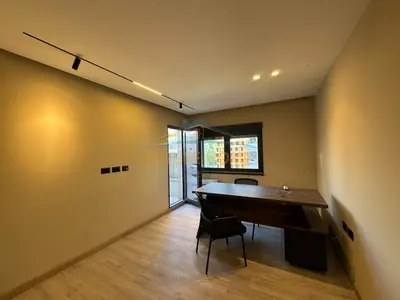 Zyrë me qera në Jordan Misja, Tiranë, 200 m². Foto 6 nga 12