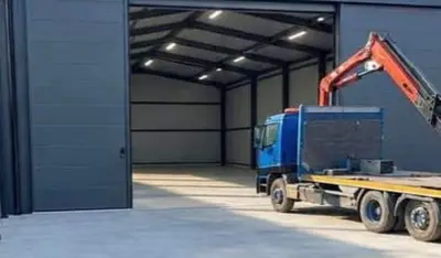 Magazinë me qera në Mëzez, Tiranë, 300 m². Foto 2 nga 3