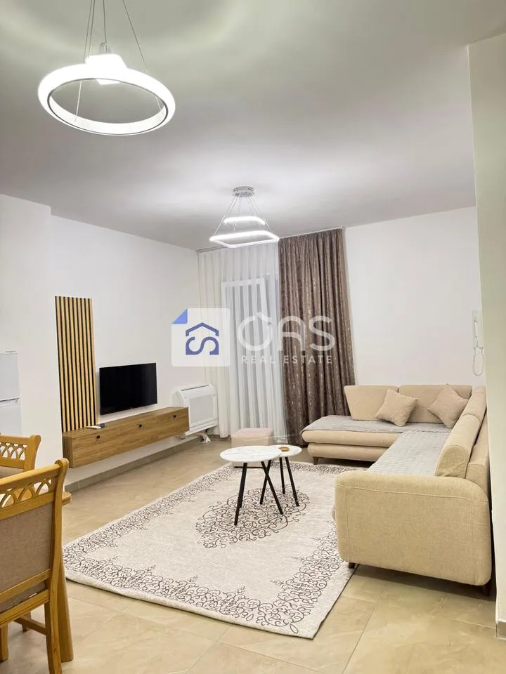 Appartamento 1+1 in affitto ad Astir, Tirana, 60 m². Foto 1 di 4