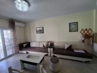 Apartament 1+1 me qera në Lagja 13, Durrës, 60 m². Foto 1 nga 7
