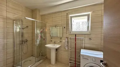 Apartment 1+1 for rent in Pazari i Ri, Tirana, 68 m². Photo 2 of 10