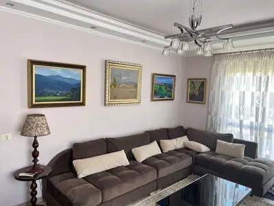 Apartment 3+1 for rent in Komuna e Parisit, Tirana, 122 m². Photo 2 of 10