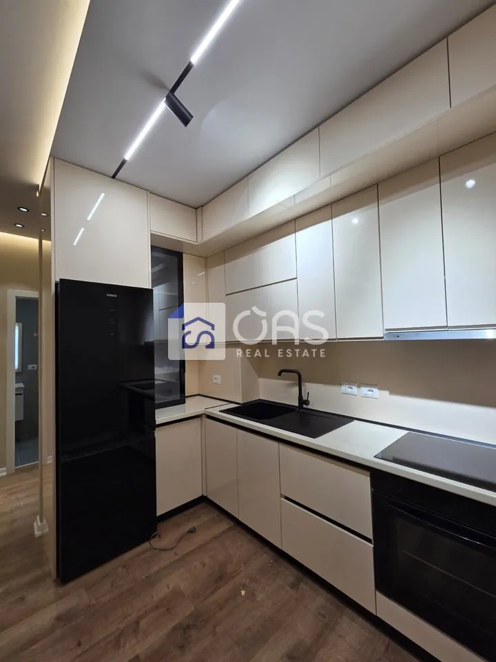 Appartamento 1+1 in affitto a Rruga 5 Maji, Tirana, 70 m². Foto 1 di 10