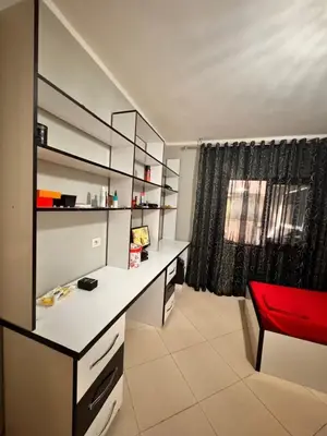 Appartamento 2+1 in affitto a Plazhi Rrota e Kuqe, Durazzo, 150 m². Foto 7 di 8