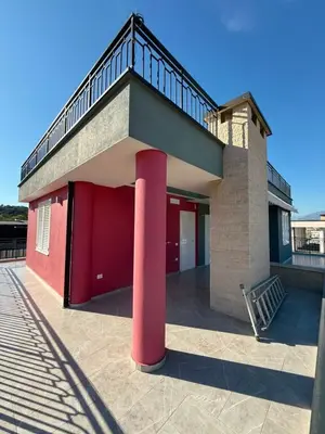 Villa in affitto a Mjull Bathore, Tirana, 424 m². Foto 3 di 12
