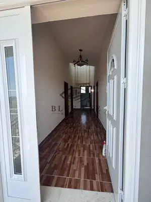 Apartament 3+1 me qera në Plepa, Durrës, 130 m². Foto 2 nga 11