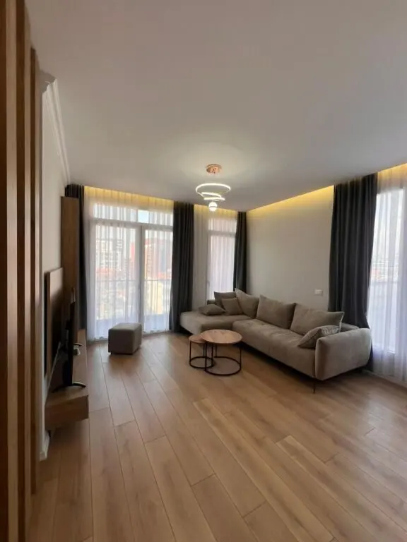 Apartment 1+1 for rent in Rruga Jordan Misja, Tirana, 70 m²