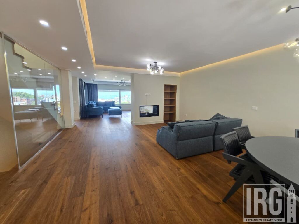 Vilë me qera në Kodra e Diellit, Tiranë, 400 m². Foto 2 nga 3