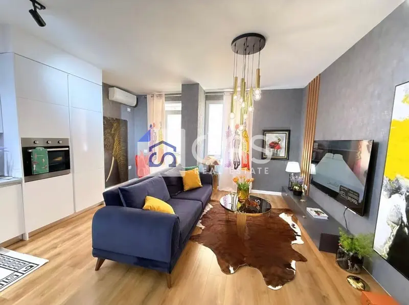 Appartamento 1+1 in affitto a 21 Dhjetori, Tirana, 77 m²