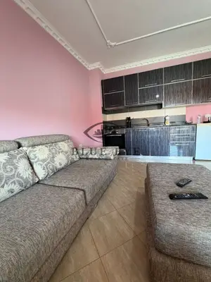Appartamento 1+1 in affitto a Shkëmbi i Kavajës, Durazzo, 60 m². Foto 7 di 8