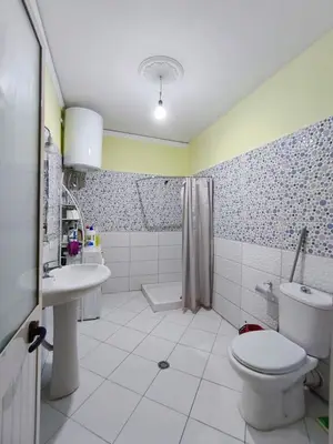 Apartament 2+1 me qera në Plazhi Rrota e Kuqe, Durrës, 87 m². Foto 6 nga 7