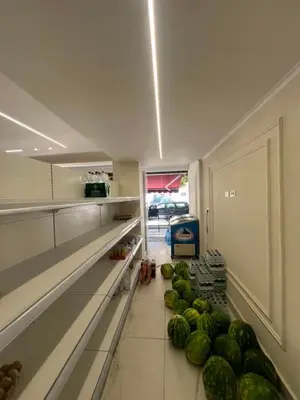 Negozio in affitto a Rruga Jahja Ballhysa, Durazzo, 140 m². Foto 4 di 9