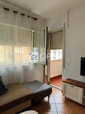 Appartamento 1+1 in affitto a Komuna e Parisit, Tirana, 70 m². Foto 4 di 7