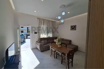 Shtëpi private 1+1 me qera në Centrale, Vlorë, 80 m². Foto 7 nga 11