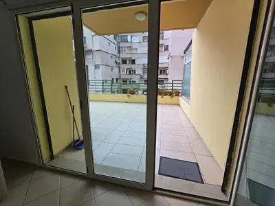Apartament 2+1 me qera në Vollga, Durrës, 90 m². Foto 7 nga 10