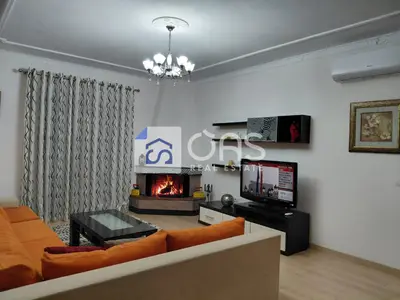 Dupleks me qera në Ali Demi, Tiranë, 170 m². Foto 3 nga 12