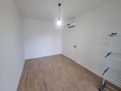 Appartamento 1+1 in affitto a Jordan Misja, Tirana, 70 m². Foto 3 di 7