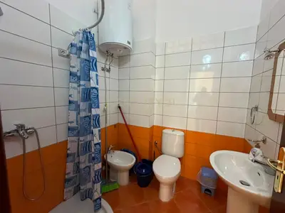 Garsoniere me qera në Kalaja, Vlorë, 50 m². Foto 7 nga 7