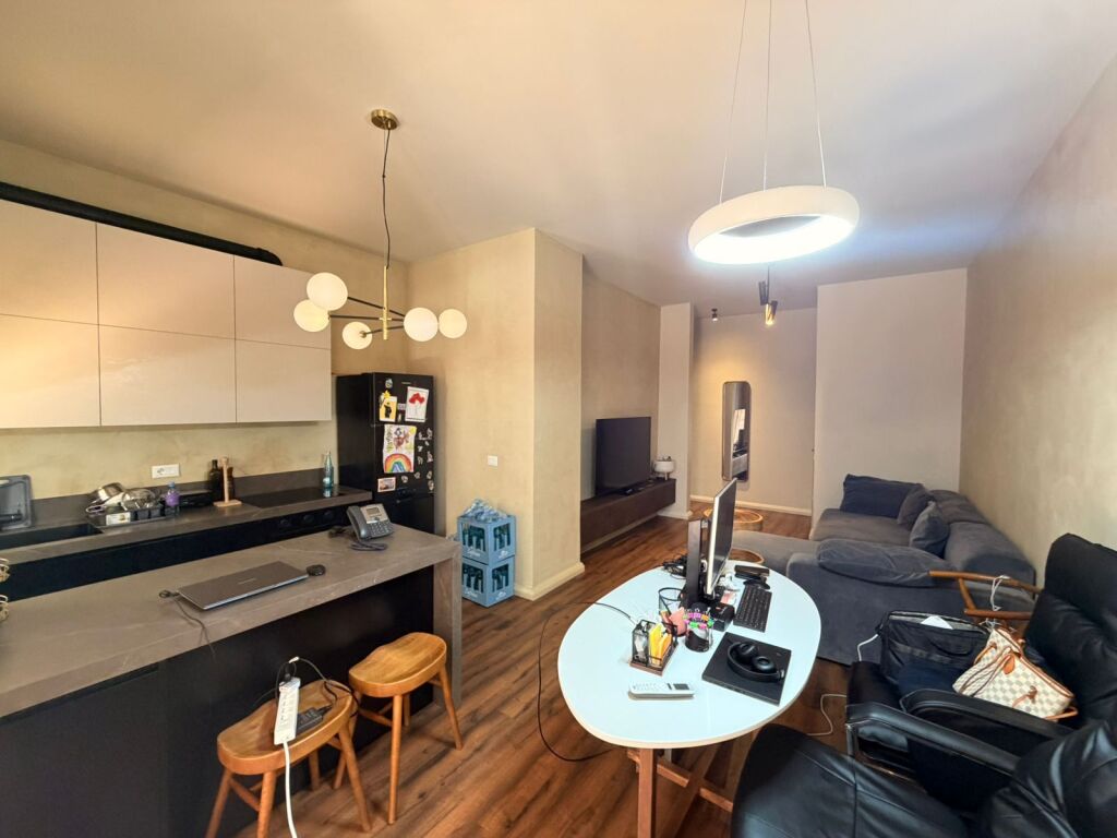 Apartment 2+1 for rent in Kopshti Botanik Zoologjik, Tirana, 95 m²