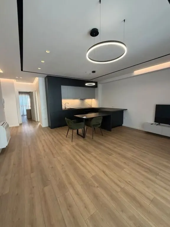 Apartament 2+1 me qera në Tiranë, 120 m²