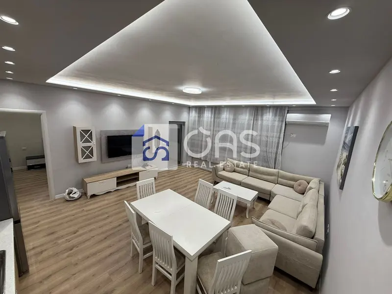 Appartamento 1+1 in affitto ad Astir, Tirana, 74 m²