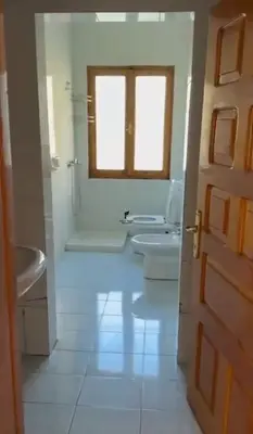Vilë me qera në Allias, Tiranë, 149 m². Foto 2 nga 7